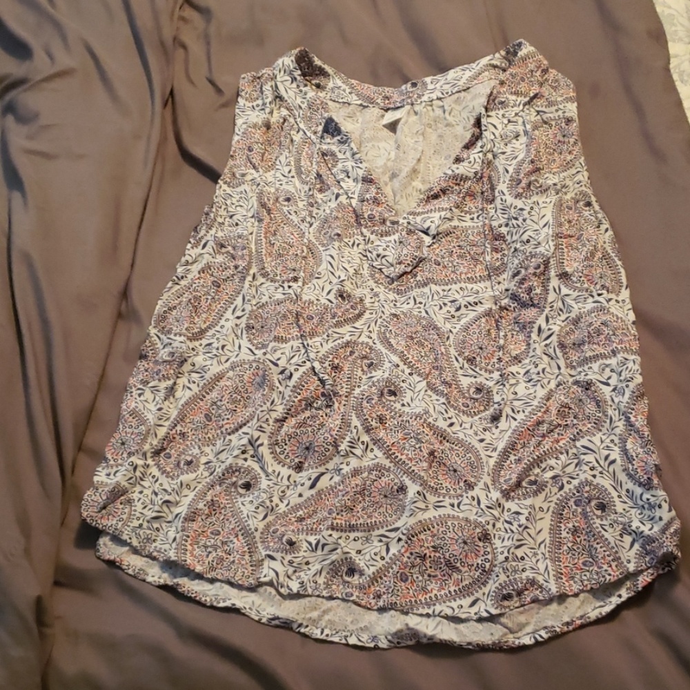 Old navy tank top